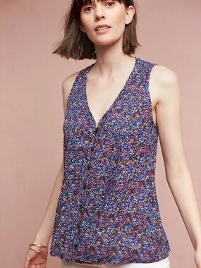 ANTHROPOLOGIE • Maeve Lila Pintucked Sleeveless Blouse in Blue